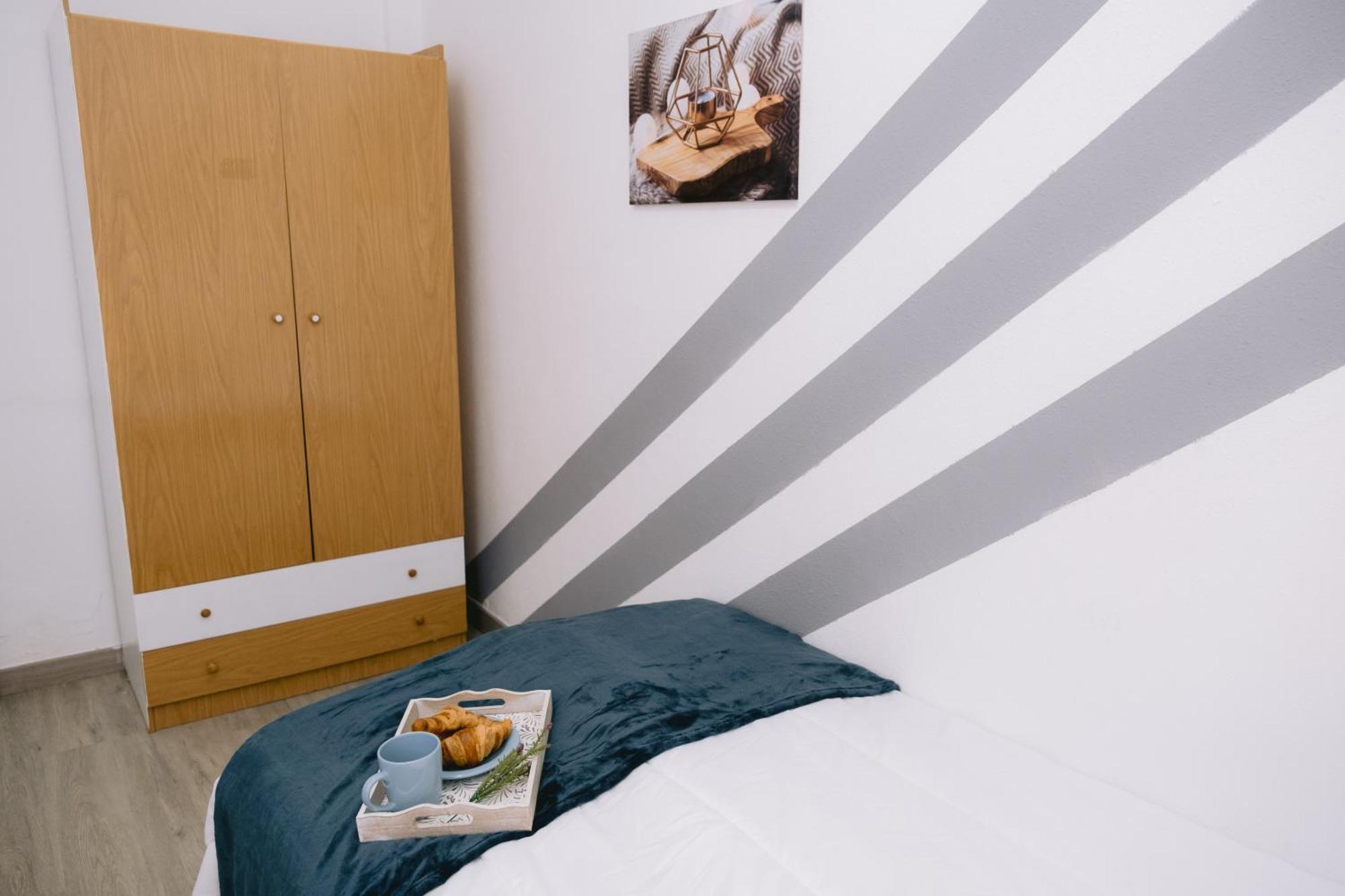 Hotel Piso Compartido Delyrent, Renfe à Jaén Extérieur photo