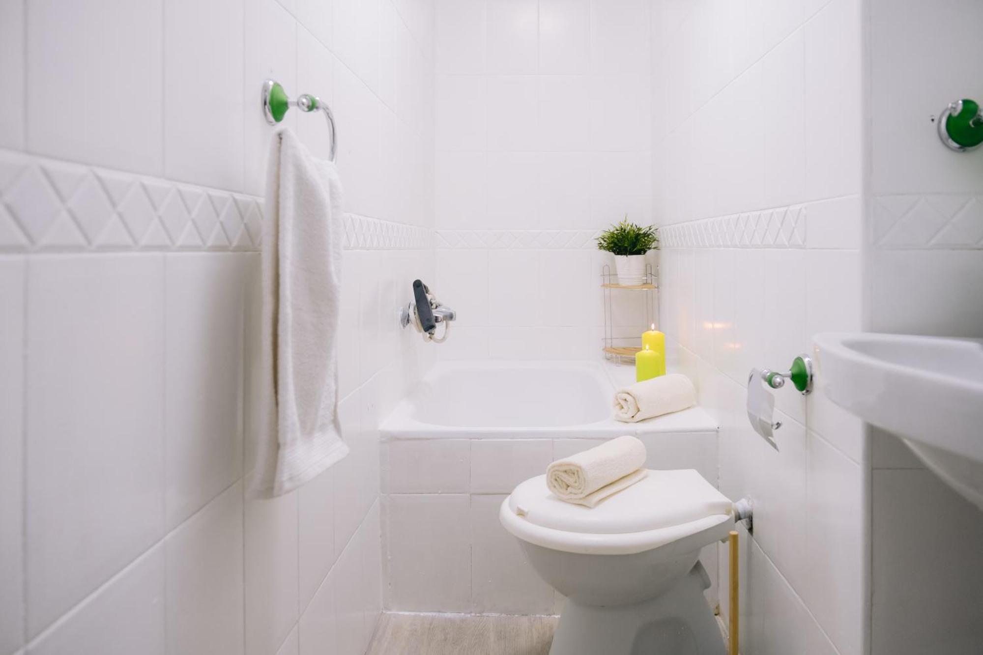 Hotel Piso Compartido Delyrent, Renfe à Jaén Extérieur photo